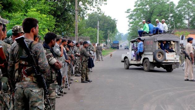Police forces deployed after communal tension at Manuwa village after a man identified as Alimuddin was lynched by a mob for allegedly transporting beef in his van in Manuwa village, Ramgarh, Jharkhand. (Parwaz Khan / HT Photo)