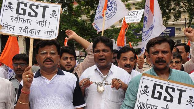Traders protesting against GST in Lucknow. (Subhankar Chakraborty/HT PHOTO) Traders protesting against GST in Lucknow. (Subhankar Chakraborty/HT PHOTO)