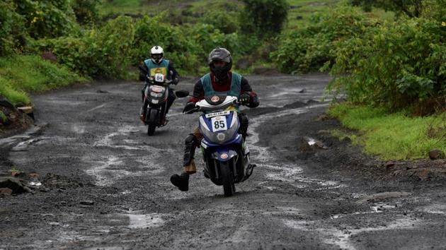 No track is difficult for these riders. (Anshuman Poyrekar/HT Photo)