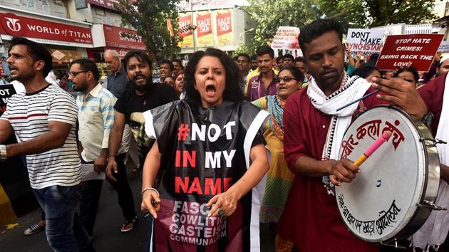 Unlike the protest on Carter Road, Bandra (W), last Wednesday, this was organised by political parties like CPI, CPI (Marxist), Nationalist Congress Party (NCP) and Aam Aadmi Party (AAP). (Pratik Chorge/HT Photo)