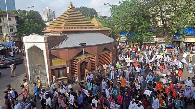 People participated in Anti lynching protest from Kotwal garden to Chaityabhoomi at Dadar in Mumbai. (Pratik Chorge/HT Photo)
