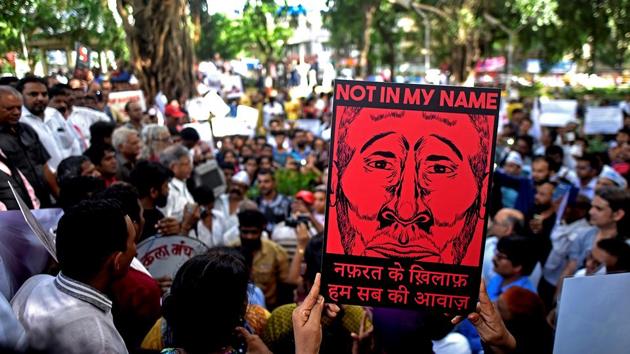 The march was led by Prakash Reddy, the head of the Communist Party of India’s (CPI) Mumbai unit, Dr BR Ambedkar’s grandson and Bharip Bahujan Mahasangh chief Prakash Ambedkar, and filmmaker and activist Anand Patwardhan. (Pratik Chorge/HT Photo)