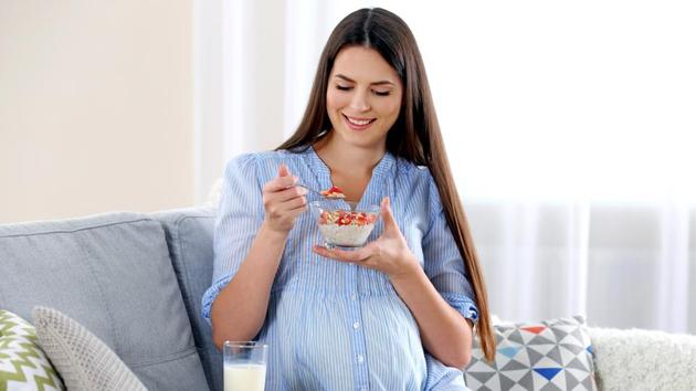 Genetic changes due to high fats increases breast cancer susceptibility in three generations of female offspring. (Shutterstock) Genetic changes due to high fats increases breast cancer susceptibility in three generations of female offspring. (Shutterstock)