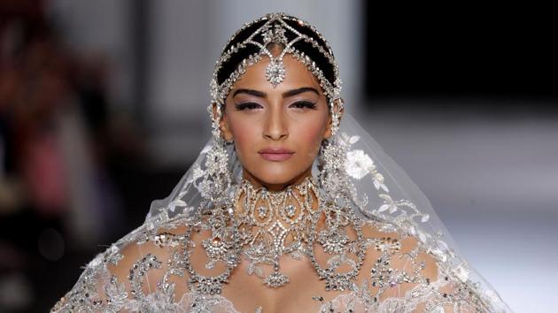 Sonam Kapoor turned showstopper for Ralph and Russo at Paris Haute Couture Fashion Week 2017.(Reuters)