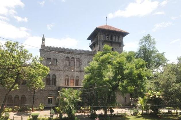 Prabha Natu, KR Natu’s widow, and the Natu family have donated <span class='webrupee'>₹</span>5 crore for the building in the memory of the late industrialist.(HT PHOTO)