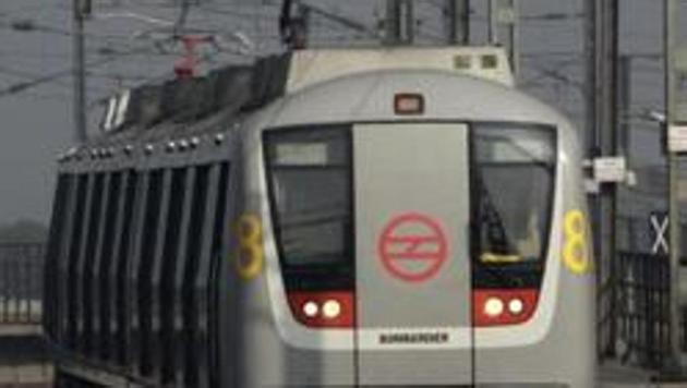 DMRC wants state transport authority to take over Metro feeder service ...