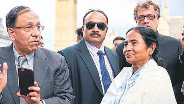 Trinamool Congress MP and grandnephew of Netaji Subhas Chandra Bose, Sugato Bose with West Bengal chief minister Mamata Banerjee (HT FIle Photo) Trinamool Congress MP and grandnephew of Netaji Subhas Chandra Bose, Sugato Bose with West Bengal chief minister Mamata Banerjee (HT FIle Photo)