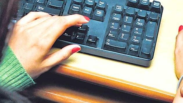 BBAU officials have said the decision to stop women from working after 6 pm was taken after incidents involving safety of women employees.(HT Photo) BBAU officials have said the decision to stop women from working after 6 pm was taken after incidents involving safety of women employees.(HT Photo)