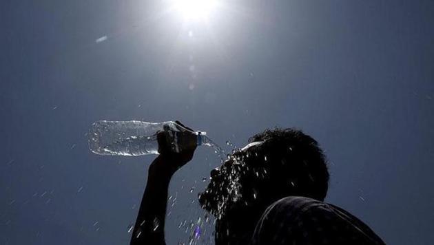 Met officials said that they were hopeful that Delhi could witness another spell of widespread shower after July 10.(AP FILE) Met officials said that they were hopeful that Delhi could witness another spell of widespread shower after July 10.(AP FILE)