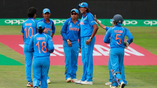 India defeated Sri Lanka by 16 runs in the ICC Women's World Cup in Derby on Wednesday.(Reuters) India defeated Sri Lanka by 16 runs in the ICC Women's World Cup in Derby on Wednesday.(Reuters)