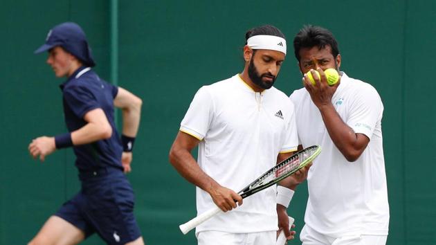 It was a bad day for India as Leander Paes lost in the men’s doubles in the first round. Partnering Canada’s Adil Shamasdin, Paes lost 6-4,6-4,2-6,6-7(2),10-8. (AFP) It was a bad day for India as Leander Paes lost in the men’s doubles in the first round. Partnering Canada’s Adil Shamasdin, Paes lost 6-4,6-4,2-6,6-7(2),10-8. (AFP)