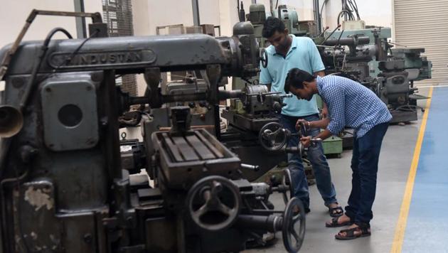 Data shows 70,000 students applied for engineering courses from rural areas, while 50,000 were from urban places.(Pratham Gokhale/HT PHOTO)