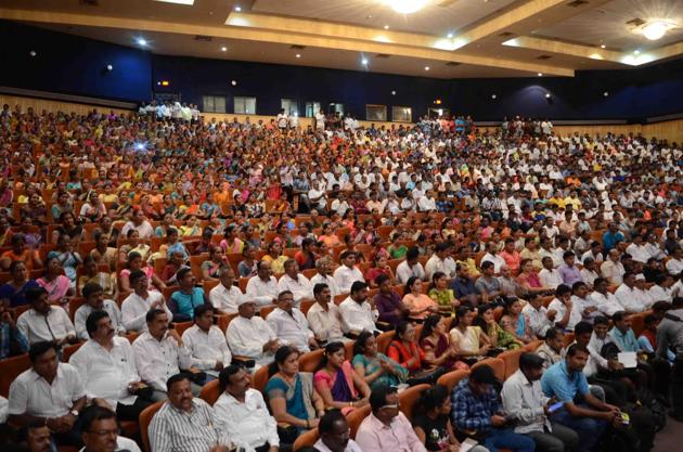 On Thursday, thousands of villagers belonging to the Agri, Koli and Kunbi community gathered at Savirtribai Phule auditorium in Dombivli to find a solution to the Nevali land row. (HT photo) On Thursday, thousands of villagers belonging to the Agri, Koli and Kunbi community gathered at Savirtribai Phule auditorium in Dombivli to find a solution to the Nevali land row. (HT photo)