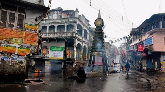 A view of a street after Morcha supporters clashed with the security personnel at Kalimpong in West Bengal. (PTI) A view of a street after Morcha supporters clashed with the security personnel at Kalimpong in West Bengal. (PTI)