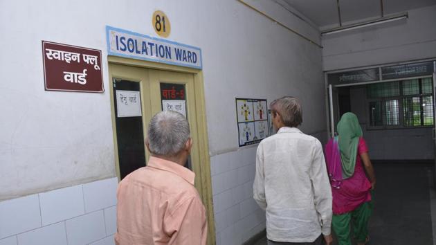 The three people, who were suspected to be infected with swine flu, were advised to stay in isolation. (Sakib Ali/ HT Photo) The three people, who were suspected to be infected with swine flu, were advised to stay in isolation. (Sakib Ali/ HT Photo)