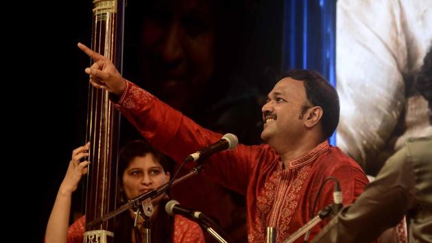 Sanjiv Abhyankar performed on day two of ‘Swara Malhar’ . (Ravindra Joshi/HT PHOTO) 
