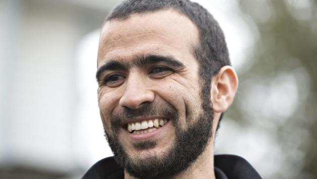 Omar Khadr speaks to media outside his lawyer Dennis Edney's home in Edmonton, Alberta. (AP File Photo) Omar Khadr speaks to media outside his lawyer Dennis Edney's home in Edmonton, Alberta. (AP File Photo)