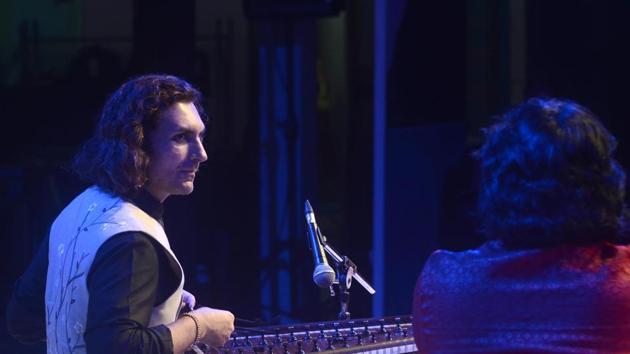 Santoor maestro Rahul Sharma performed on the first day of ‘Swara Malhar - A Musical Prayer to the God for Rain’ organised by the Violin Academy in Pune. (Ravindra Joshi / HT Photo)