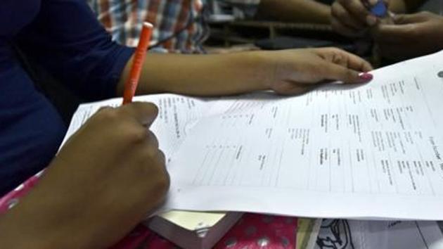 The National Commission for Scheduled Tribes hopes that the process of registering tribals working as domestic help will ensure their salaries are paid on time and their working conditions are monitored. (HT File Photo) The National Commission for Scheduled Tribes hopes that the process of registering tribals working as domestic help will ensure their salaries are paid on time and their working conditions are monitored. (HT File Photo)