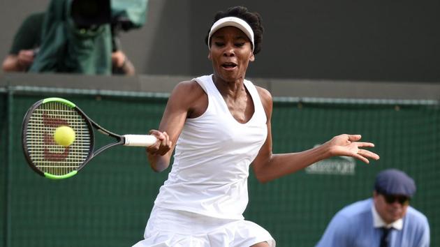 Venus Williams defeated Japan’s Naomi Osaka 7-6, 6-4 to reach the fourth round. (AFP)