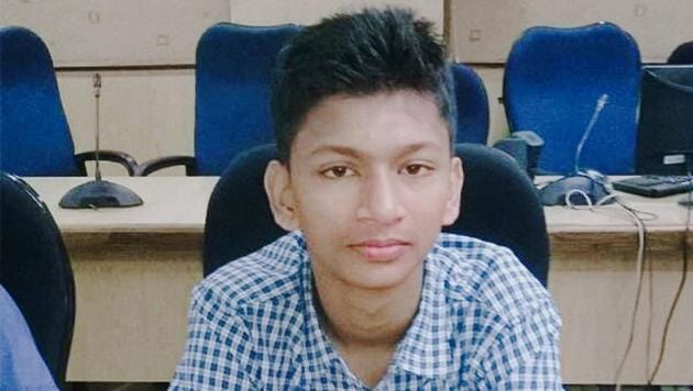 Pankaj Roy top prize in a nationwide contest conducted by the Indian Council for Child Welfare. (Priyanka Deb Barman / HT Photo) Pankaj Roy top prize in a nationwide contest conducted by the Indian Council for Child Welfare. (Priyanka Deb Barman / HT Photo)