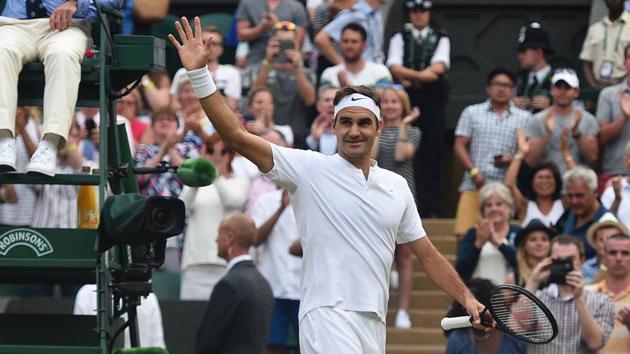 Roger Federer defeated Germany's Mischa Zverev in straight sets in their 3rd round match. (AFP)