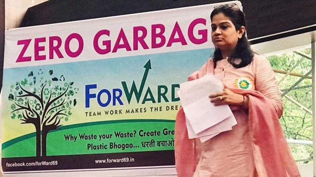 Corporator Renu Hansraj launches the project on Sunday. (HT) Corporator Renu Hansraj launches the project on Sunday. (HT)