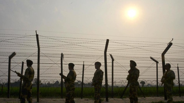 Chakan-da-Bagh trade facilitation centre custodian Tanvir Ahmed Choudhary said that the weekly bus service between Poonch and Rawalakote (PoK) could not take place on Monday due to rising hostilities (HT Representative Image) Chakan-da-Bagh trade facilitation centre custodian Tanvir Ahmed Choudhary said that the weekly bus service between Poonch and Rawalakote (PoK) could not take place on Monday due to rising hostilities (HT Representative Image)