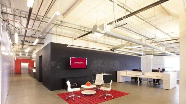 Consumer electronics company Jawbone had more than enough money to take on Fitbit and other health-tracking devices in the “wearables” market. (File Photo) Consumer electronics company Jawbone had more than enough money to take on Fitbit and other health-tracking devices in the “wearables” market. (File Photo)
