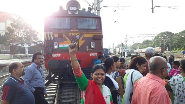 According to Railway officials, there are plans of permanently allocating platform number 5 for Deccan Queen as well as for other Pune Mumbai bound trains as the short platform can not accommodate the long distance trains with more coaches.(HT PHOTO)