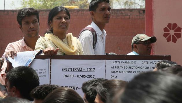 Politial parties in Tamil Nadu has alleged bias against students from south India in NEET - the entrance test to medical and dental colleges. (Himanshu Vyas/Hindustan Times/For representation only) Politial parties in Tamil Nadu has alleged bias against students from south India in NEET - the entrance test to medical and dental colleges. (Himanshu Vyas/Hindustan Times/For representation only)