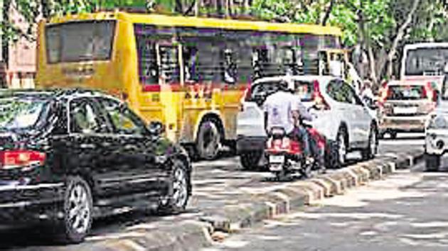 A traffic jam on the road on Monday. (HT) A traffic jam on the road on Monday. (HT)