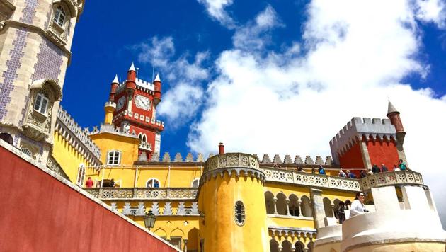 The Sintra Palace, which reminded Vir of Dorne in Game of Thrones.
