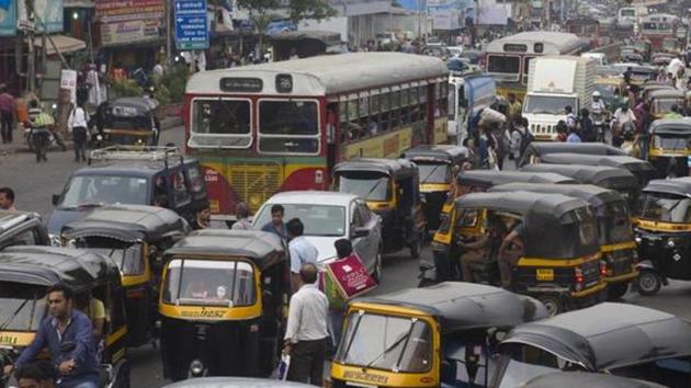 The SV Road is an arterial link running through the western suburbs and to Andheri station. The SV Road is an arterial link running through the western suburbs and to Andheri station.
