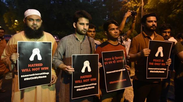 People gathered at Jantar Mantar on Tuesday to condemn the killing of seven Amarnath pilgrims. (Vipin Kumar/HT Photo) People gathered at Jantar Mantar on Tuesday to condemn the killing of seven Amarnath pilgrims. (Vipin Kumar/HT Photo)