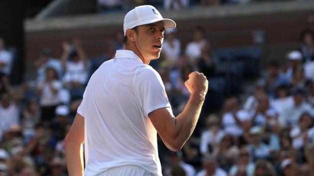 Sam Querrey stunned World No. 1 Andy Murray in five sets - 3-6, 6-4, 6-7 (4), 6-1, 6-1 - to advance to semis. (Twitter )
