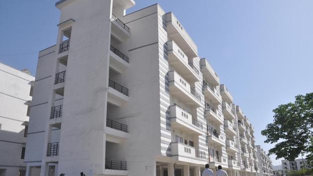 Flats built by MDDA in Dehradun. The state government considers taking over private and government-made flats for national games sports village. (Vinay Santosh Kumar/HT) Flats built by MDDA in Dehradun. The state government considers taking over private and government-made flats for national games sports village. (Vinay Santosh Kumar/HT)