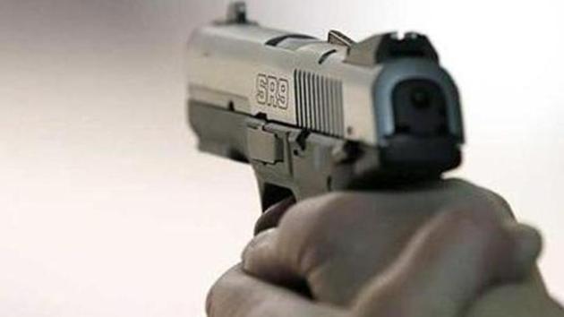 The incident took place near a housing society in Narela where one of the two cops lives. (HT FILE) The incident took place near a housing society in Narela where one of the two cops lives. (HT FILE)