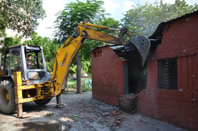 The Ghaziabad corporation on Thursday demolished the building of St Mary School in Model Town.(Sakib Ali)