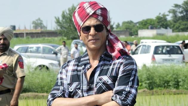 Bollywood actor Shah Rukh Khan during the promotion of his upcoming movie ‘Jab Harry Met Sejal’ at Jhande village in Ludhiana on Thursday. (Gurminder Singh/HT Photo) Bollywood actor Shah Rukh Khan during the promotion of his upcoming movie ‘Jab Harry Met Sejal’ at Jhande village in Ludhiana on Thursday. (Gurminder Singh/HT Photo)