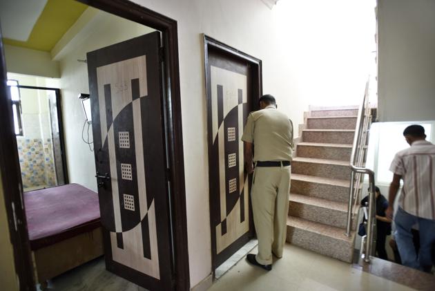 Twenty-year-old Ramesh Singh Bisht was allegedly pushed from the fifth floor of a paying guest (PG) accommodation in DLF Phase-3 on July 5. (Sanjeev Verma/HT PHOTO) Twenty-year-old Ramesh Singh Bisht was allegedly pushed from the fifth floor of a paying guest (PG) accommodation in DLF Phase-3 on July 5. (Sanjeev Verma/HT PHOTO)