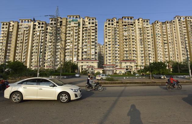 Amrapali Silicon City Sector 76 Noida . (Virendra Singh Gosain/HT Photo) Amrapali Silicon City Sector 76 Noida . (Virendra Singh Gosain/HT Photo)