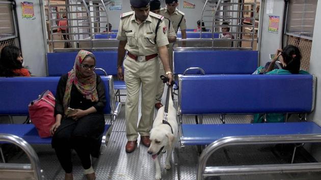Sniffer dog squad too was called in. (Bhushan Koyande/HT PHOTO) 