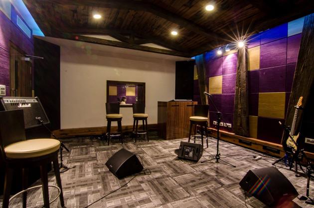 Benchmark studio in Thane mimics the stage experience, complete with sound mixers and floor monitors.