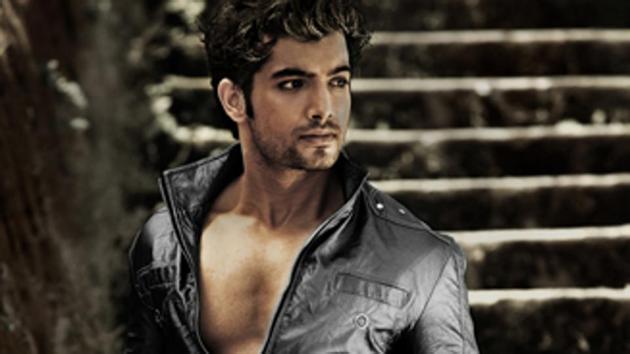 Actor Ssharad Malhotraa says that his fans have always made him feel special. Actor Ssharad Malhotraa says that his fans have always made him feel special.