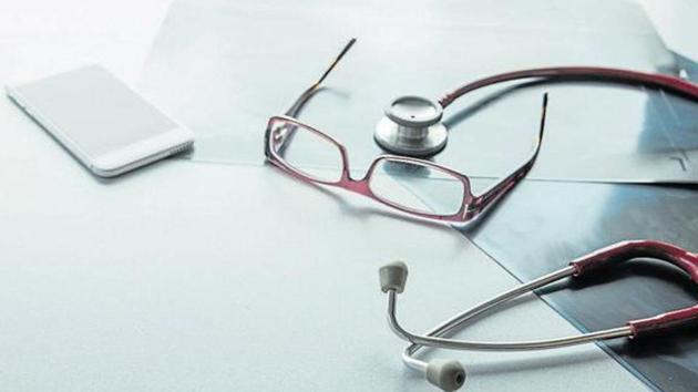 Last week, the Bombay high court relaxed domicile norms for medical and dental aspirants in the state (HT) Last week, the Bombay high court relaxed domicile norms for medical and dental aspirants in the state (HT)