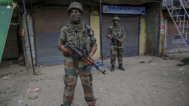 Representative Image | Some of these videos, which had surfaced on social media, were doctored to some extent and do not give the entire story, the General Officer Commanding of Srinagar-based 15 Corps said. (AP Photo) Representative Image | Some of these videos, which had surfaced on social media, were doctored to some extent and do not give the entire story, the General Officer Commanding of Srinagar-based 15 Corps said. (AP Photo)