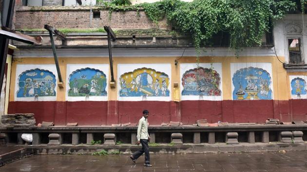 Murals on wall of Ram Mandir at Tulshi baug in Pune, India. (Pratham Gokhale/HT PHOTO) Murals on wall of Ram Mandir at Tulshi baug in Pune, India. (Pratham Gokhale/HT PHOTO)