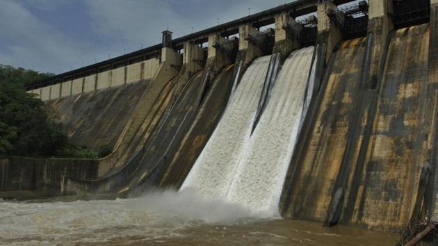 No more water cuts in Mumbai this year? Modak Sagar overflows, water ...