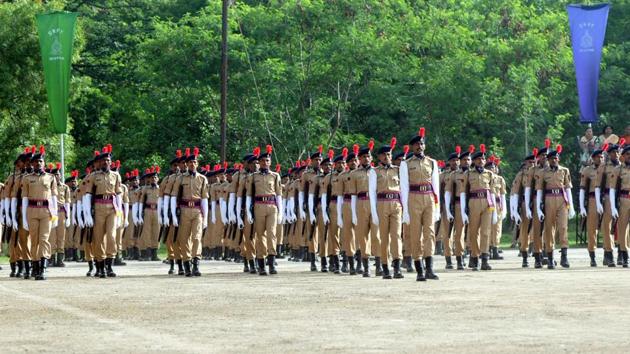 SRPF cadets during the passing out parade in Pune. (HT PHOTO)